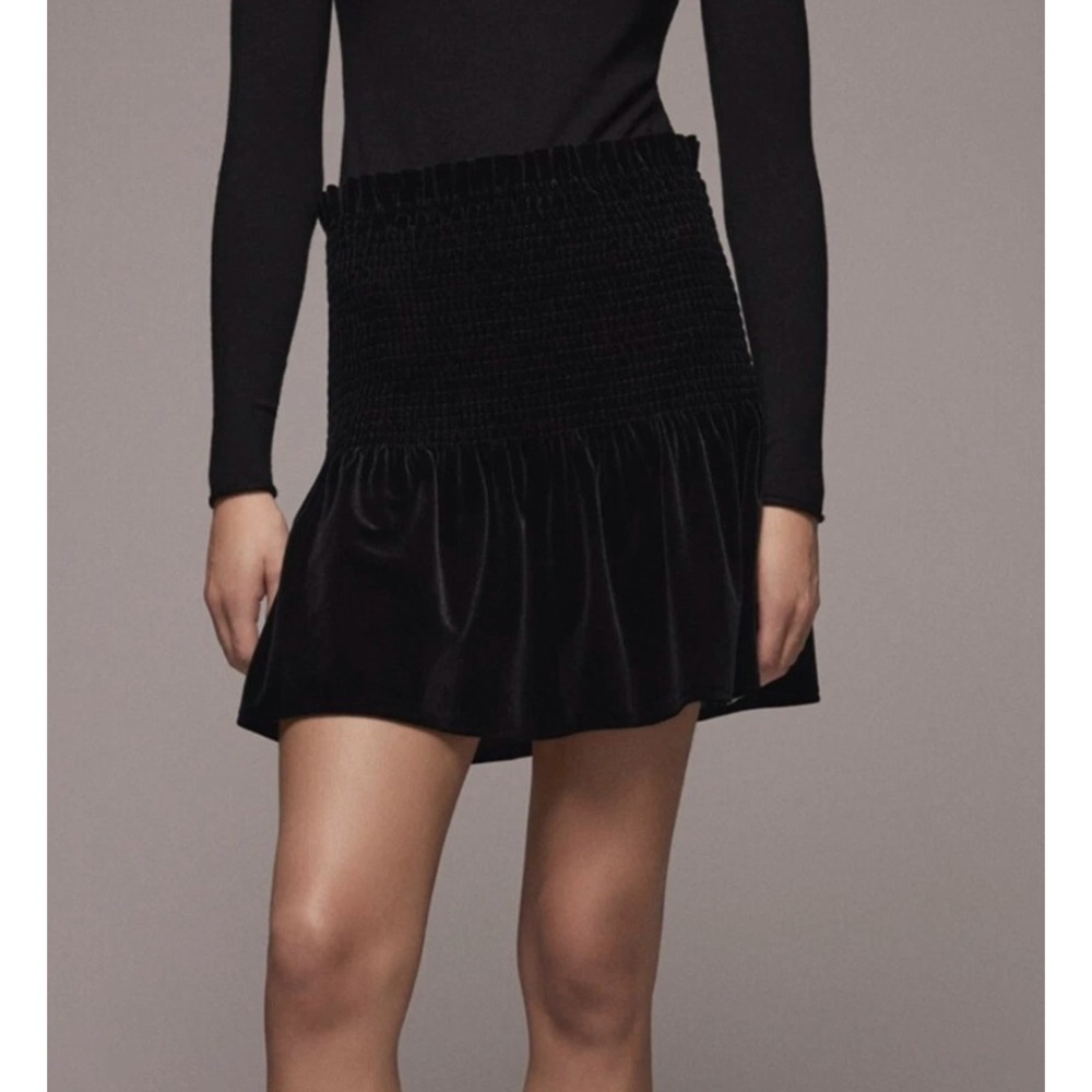 Zara Velvet‎ Skirt Black Smocked Waist With Flare Ruffle Hem Mini Size Medium